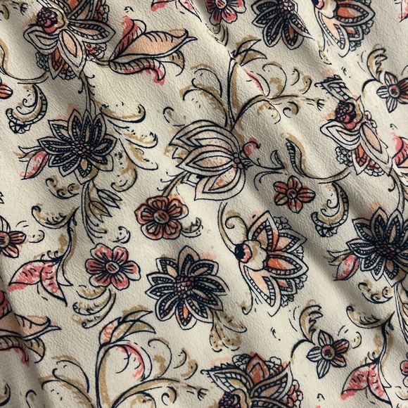 Halter Top - Picture 2 of 2